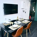 L'emeraude - 19eme Arrondissement Apartmán Paříž